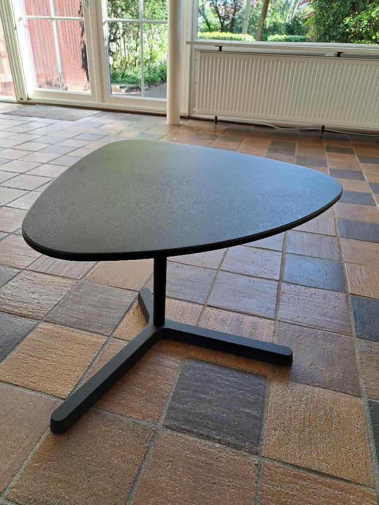 Zwart laptoptafeltje IKEA, Ophalen, Zo goed als nieuw, In hoogte verstelbaar