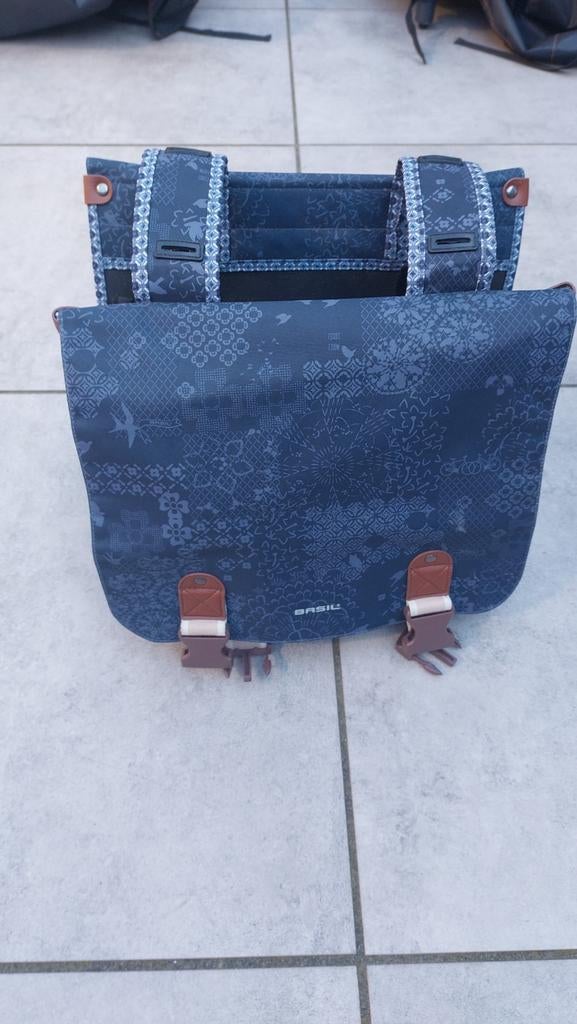 Basil Boheme dubbele fietstas 35 Liter - Stijlvol en Ruim, Ophalen, Gebruikt, Basil