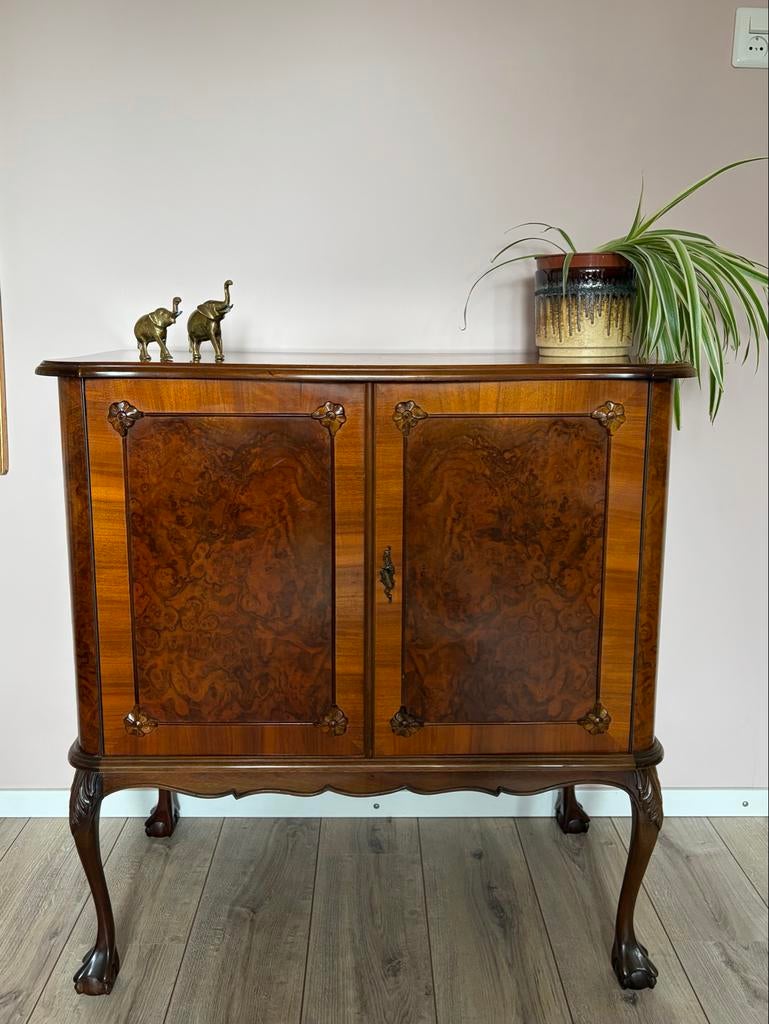 Vintage Queen Ann kastje / mini dressoir, Huis en Inrichting, Kasten | Dressoirs, Ophalen, Gebruikt, 25 tot 50 cm, 50 tot 100 cm