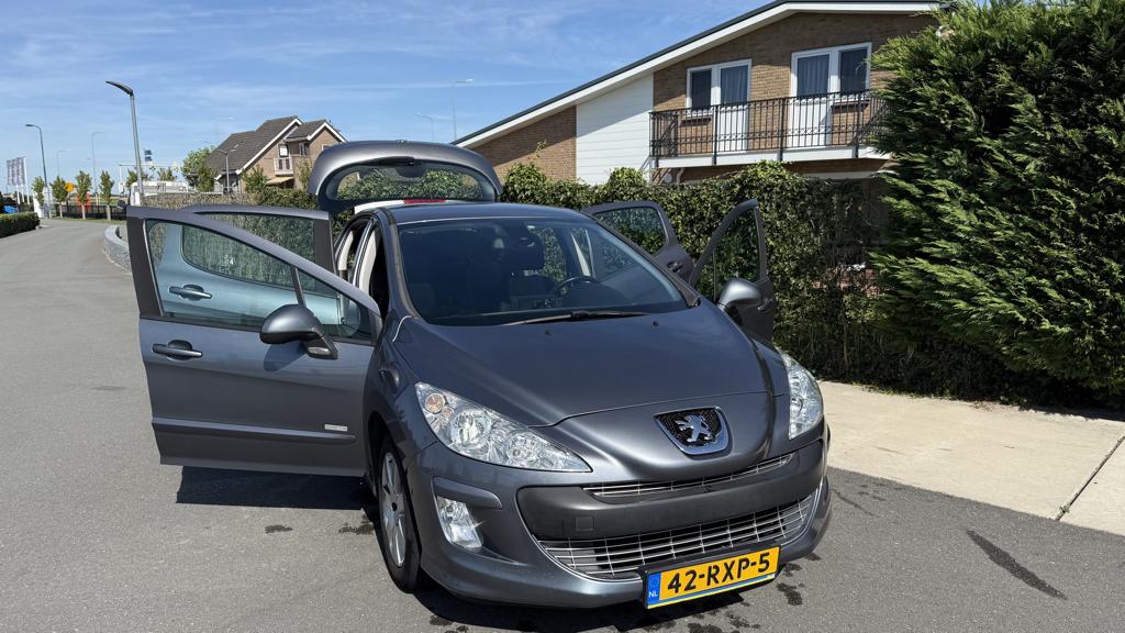 Peugeot 308 1.6 VTI 16V 5-DRS 2011 Grijs, Voorwielaandrijving, 4 cilinders, Overige bekleding, Origineel Nederlands