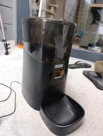 Zedar voederautomaat katten, Ophalen, Automatisch, Zo goed als nieuw