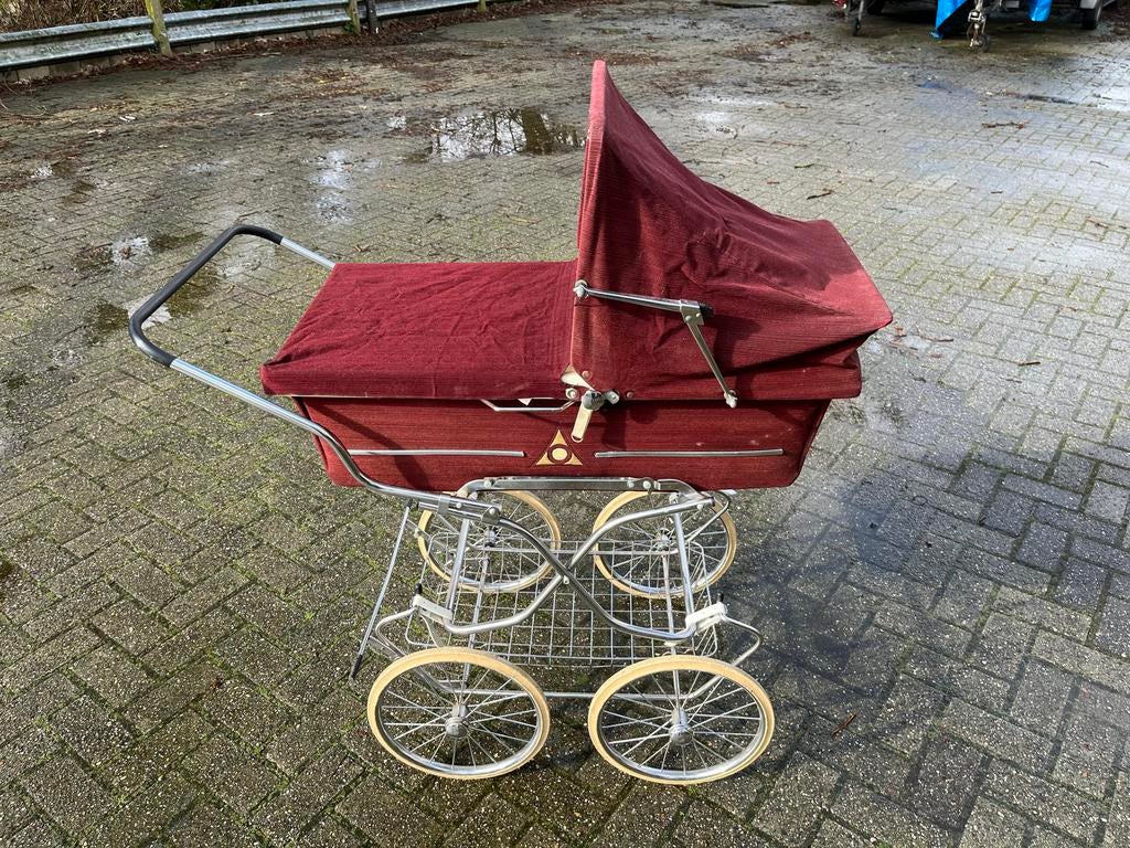 Nostalgische en Authentieke Kinderwagen - Klassiek Design, Gebruikt, Met reiswieg, Ophalen, Kinderwagen