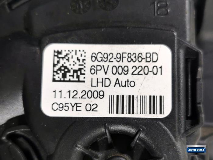Gaspedaal van een Volvo V70, Auto-onderdelen, Gebruikt, -, -, Ophalen of Verzenden