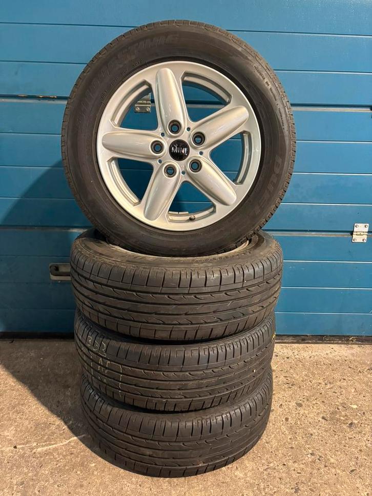 Originele Mini Countryman R60 - 16 inch set met Zomerbanden, Auto-onderdelen, Banden en Velgen, Banden en Velgen, Zomerbanden