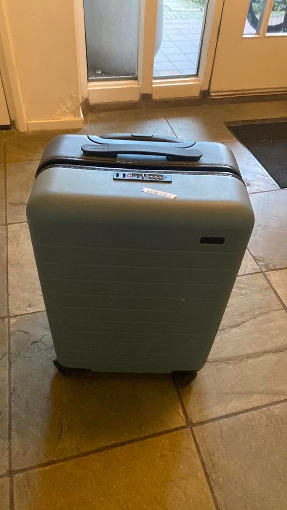 Away rolkoffer medium, Wieltjes, 50 tot 60 cm, Hard kunststof, Nieuw