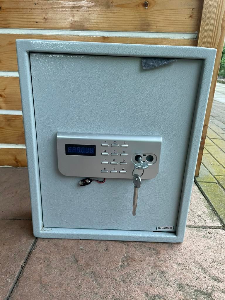 Sleutelkastje sleutelkluisje, Ophalen of Verzenden, Zo goed als nieuw