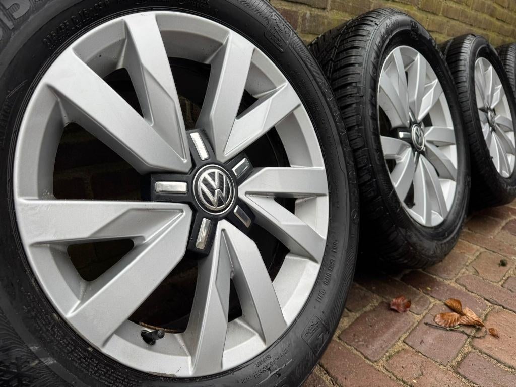 Originele Volkswagen Passat Wielen, Auto-onderdelen, Banden en Velgen, Ophalen, Banden en Velgen, 17 inch, Winterbanden