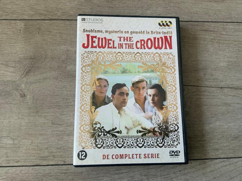 DVD - The Jewel in the Crown - de Complete Serie, Cd's en Dvd's, Dvd's | Tv en Series, Alle leeftijden, Ophalen of Verzenden, Zo goed als nieuw