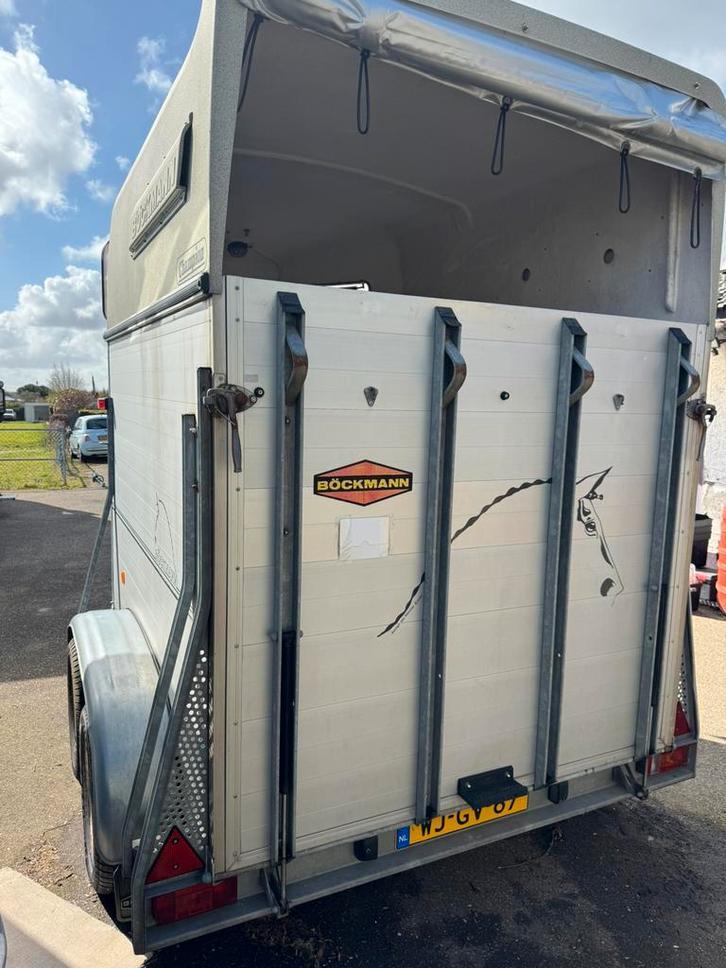 LET OP 2500,- Böckman Champion 2 paards alu trailer, solide, Dieren en Toebehoren, Paarden en Pony's | Trailers en Aanhangwagens