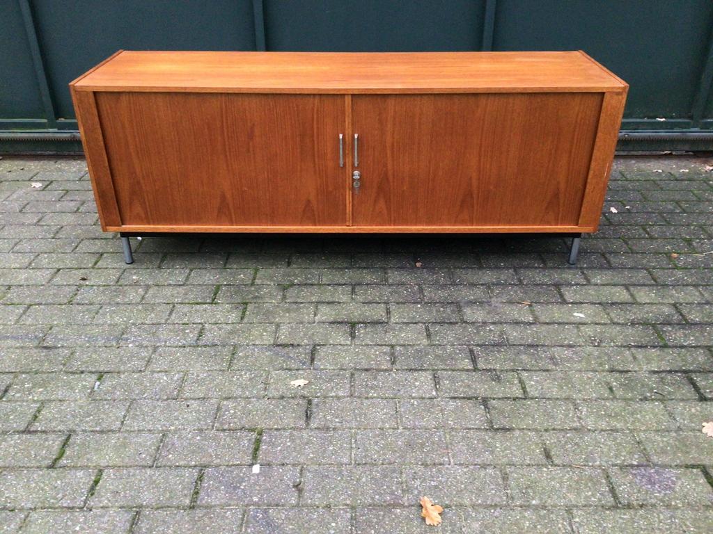 Lowboard dressoir, Teakhout, Ophalen of Verzenden, Zo goed als nieuw, 200 cm of meer