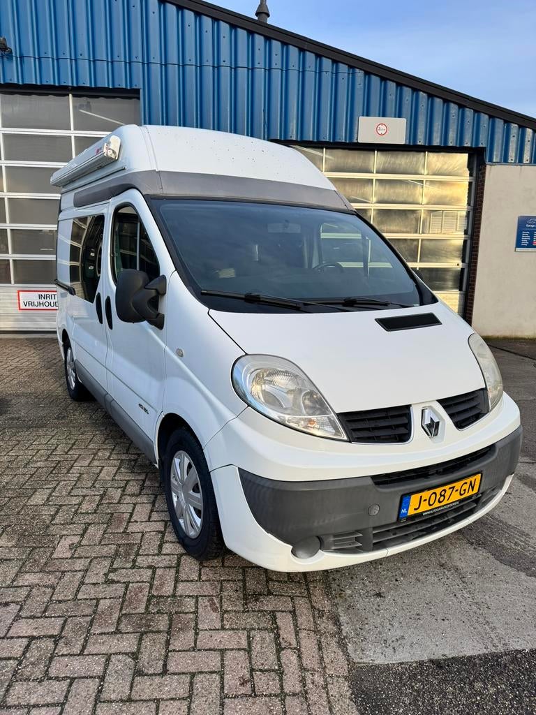 Renault Trafic Buscamper 5.0m, Caravans en Kamperen, Info@autogaragezegers.nl, Tot en met 2, Treinzit, Bedrijf