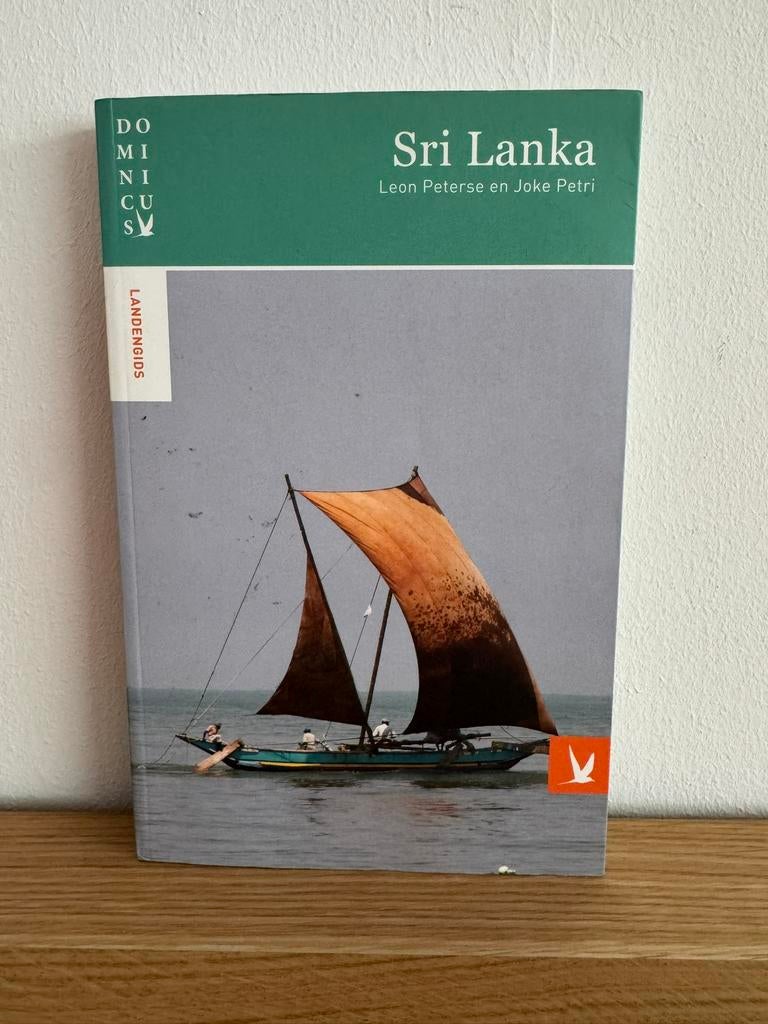 Fijne reisgids Sri Lanka Dominicus serie Leon Peterse, Boeken, Reisgidsen, Capitool, Ophalen of Verzenden, Zo goed als nieuw, Reisgids of -boek