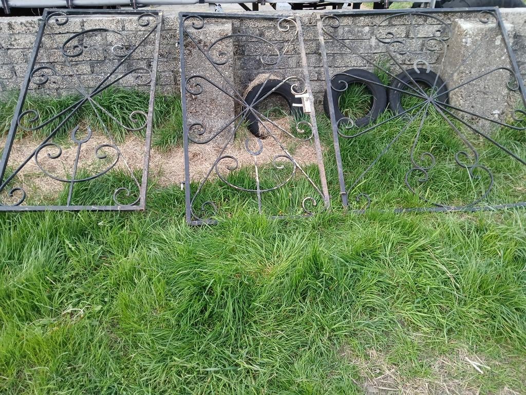 Sier hekwerk afmeting 95 cm, 1.05 mtr, 1.60 mtr hoog 1,80 m, Ophalen, Met poort, Gebruikt, Sierhekwerk