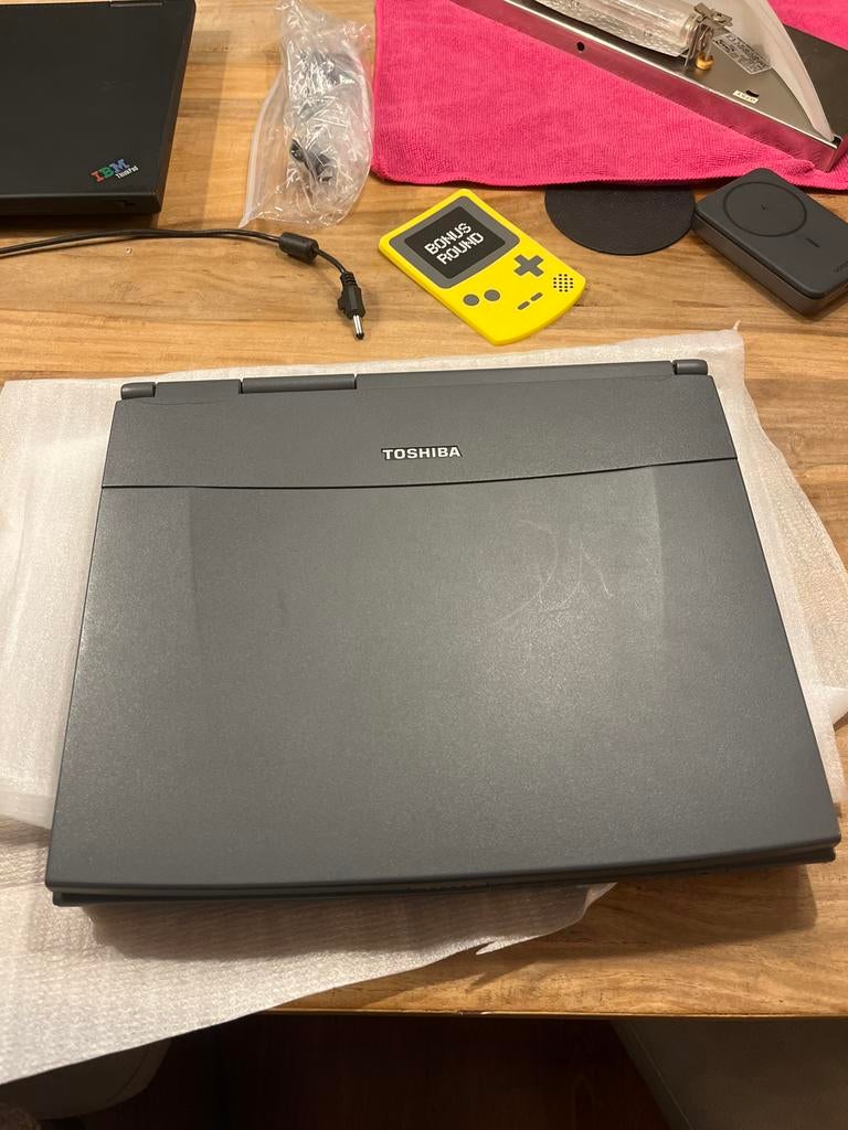 Toshiba Tecra 8000 P2 366MHz 12.1 inch - Defect, Computers en Software, Ophalen of Verzenden