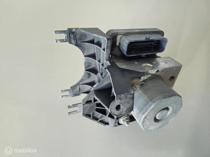 ABS pomp origineel Mercedes A-klasse W176(12-'18)A0004312000, Auto-onderdelen, Remmen en Aandrijving, Mercedes-Benz, Gebruikt