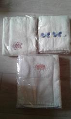 Geborduurde hand-gastendoekjes, Ophalen of Verzenden, Nieuw, Handdoek