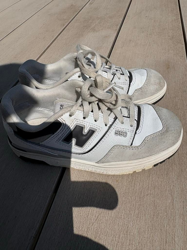 New Balance veter gympen maat 32 - Zo goed als nieuw, Schoenen, Ophalen of Verzenden, Zo goed als nieuw, Jongen