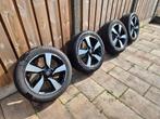 Winterbanden met velgen - Nissan Qashqai (18 inch), Auto-onderdelen, Banden en Velgen, 18 inch, Banden en Velgen, Personenwagen