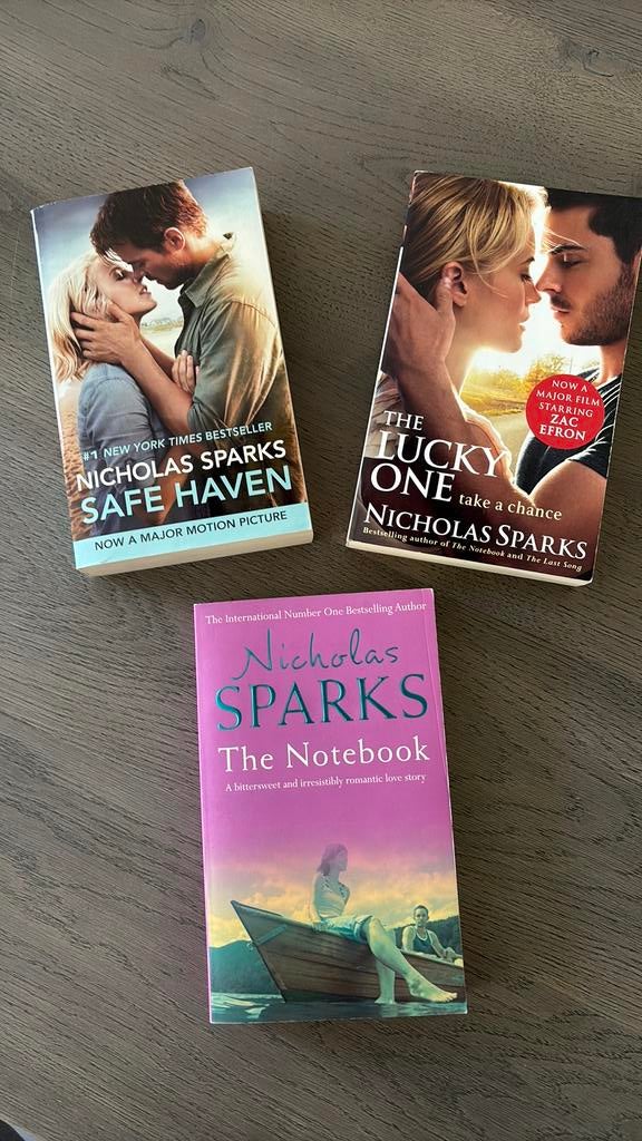 Romantische boeken van Nicholas Sparks, Boeken, Romans, Ophalen, Zo goed als nieuw