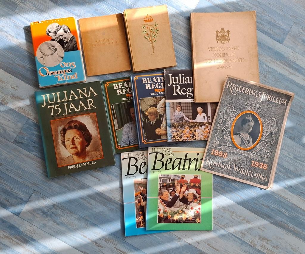 Boeken Koninklijke familie, Ophalen of Verzenden, Tijdschrift of Boek