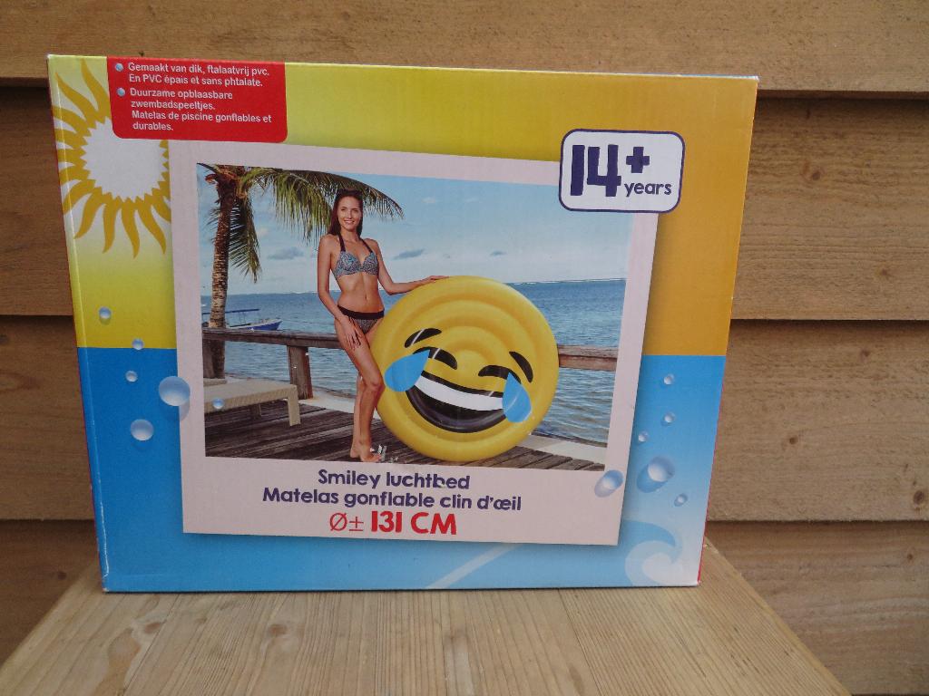 Smiley Luchtbed Rond Diameter 131 cm Zwemband Blauwe tranen, Ophalen of Verzenden, Nieuw