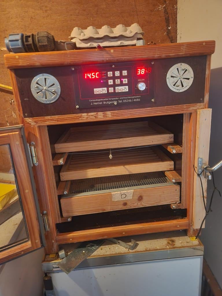 Hemel Broedmachine., Ophalen, Gebruikt, Broedmachine