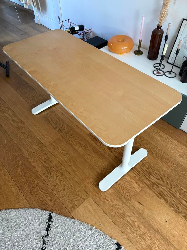 IKEA Bekant bureau 140x60, Huis en Inrichting, Ophalen, Gebruikt, Schoolbureau, IKEA