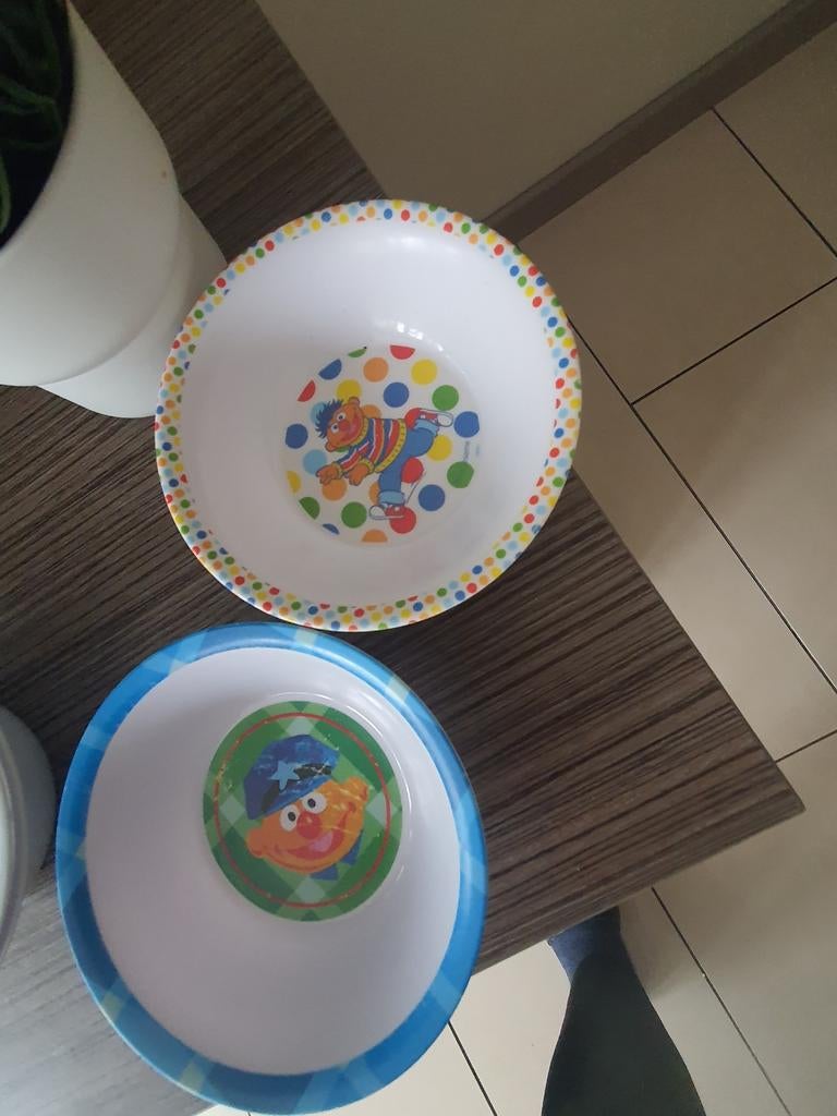 Sesamstraat kinderkommen - Ernie en Bert, Huis en Inrichting, Keuken | Servies, Overige materialen, Gebruikt, Ophalen of Verzenden