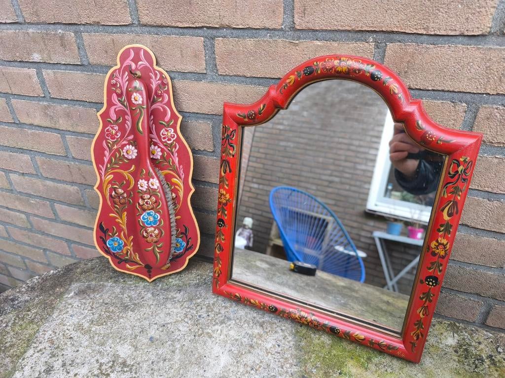 Set Hindelooper volkskunst: spiegel en borstel, Antiek en Kunst, Ophalen of Verzenden
