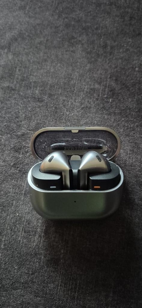 Draadloze In-Ear Koptelefoon met Oplaadcase, Ophalen of Verzenden, Zo goed als nieuw, Overige merken, Draadloos