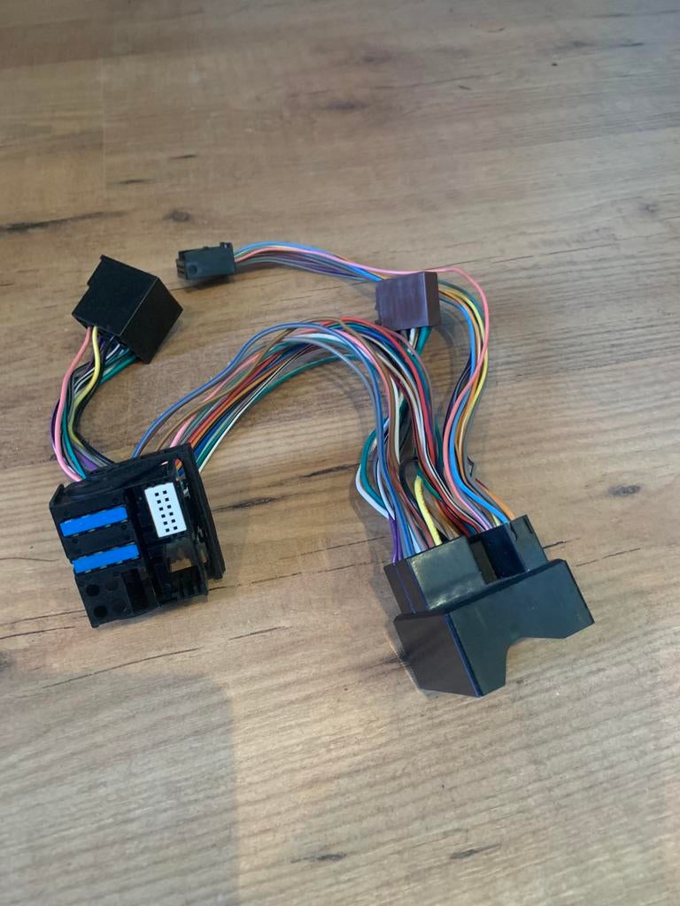 Kabel/aansluit stekker voor autoradio, Ophalen of Verzenden, Gebruikt