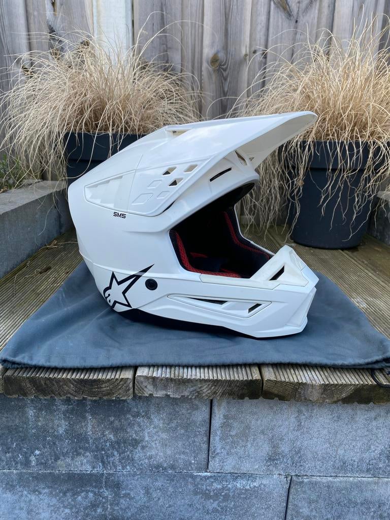 Alpinestars SM5 crosshelm, Motoren, Kleding | Motorhelmen, Ophalen of Verzenden, Tweedehands, Offroadhelm, Overige merken