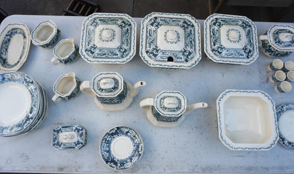 Servies Victoria Société Ceramique Maestricht Petrus Regout, Ophalen