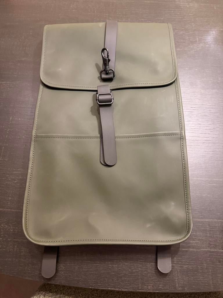 Rugzak waterdicht Rains, Sieraden, Tassen en Uiterlijk, Tassen | Rugtassen, Ophalen of Verzenden, Nieuw, Overige merken, Waterdicht