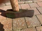 Bijl met houten steel, Ophalen, Gebruikt