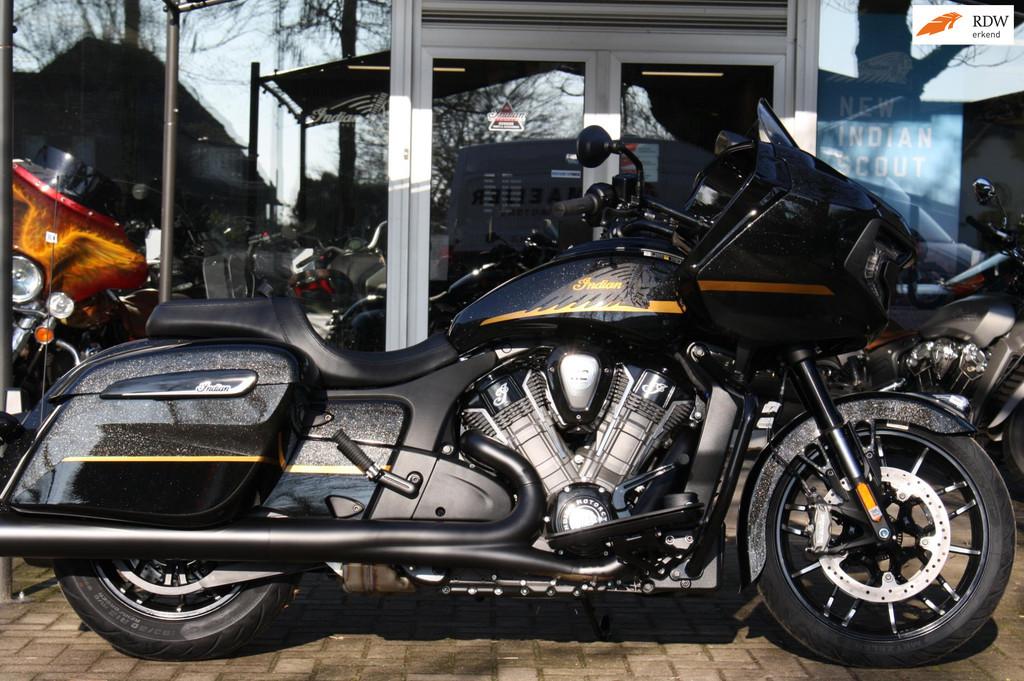 Indian Chopper Challenger Dark Horse with 112 Packag , Nieuw, Motoren, Motoren | Overige merken, Bedrijf, Overig, meer dan 35 kW