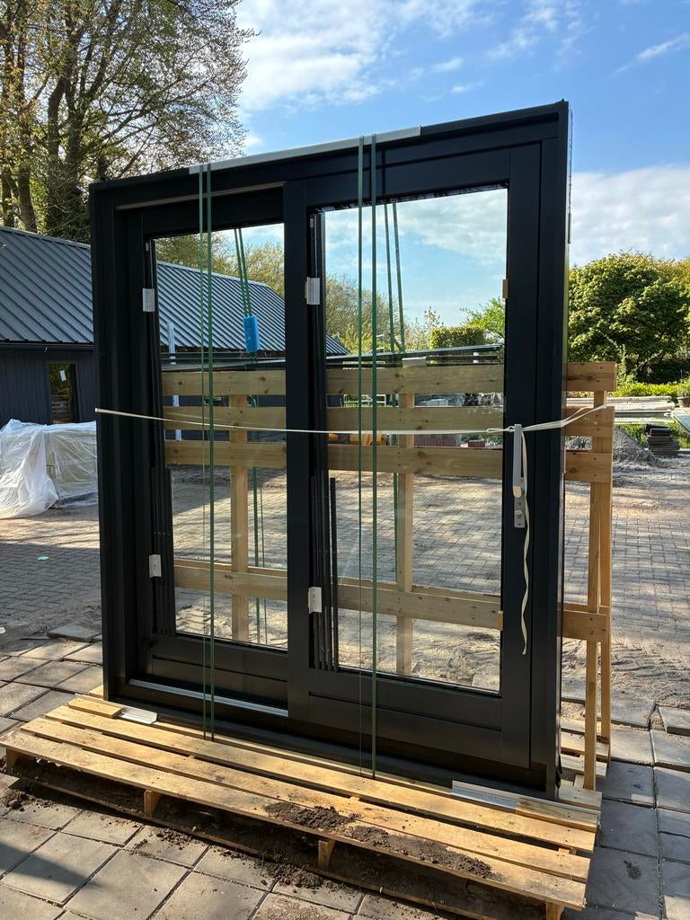 Nieuwe Schuifpui met Glas hout 2meter breed 2,33 meter hoog, Doe-het-zelf en Verbouw, Nieuw, Ophalen of Verzenden, 150 tot 225 cm