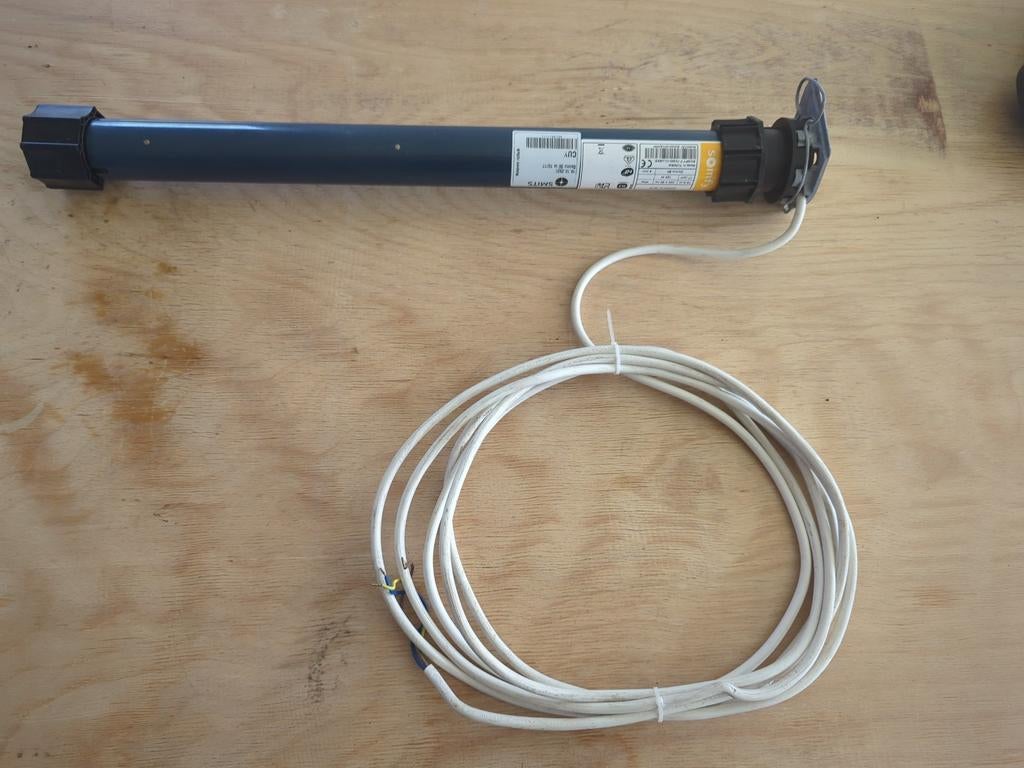 Somfy Buis motor Oximo IO 10/17 voor rolluiken, Doe-het-zelf en Verbouw, Rolluiken, Ophalen of Verzenden, Gebruikt, Overige kleuren