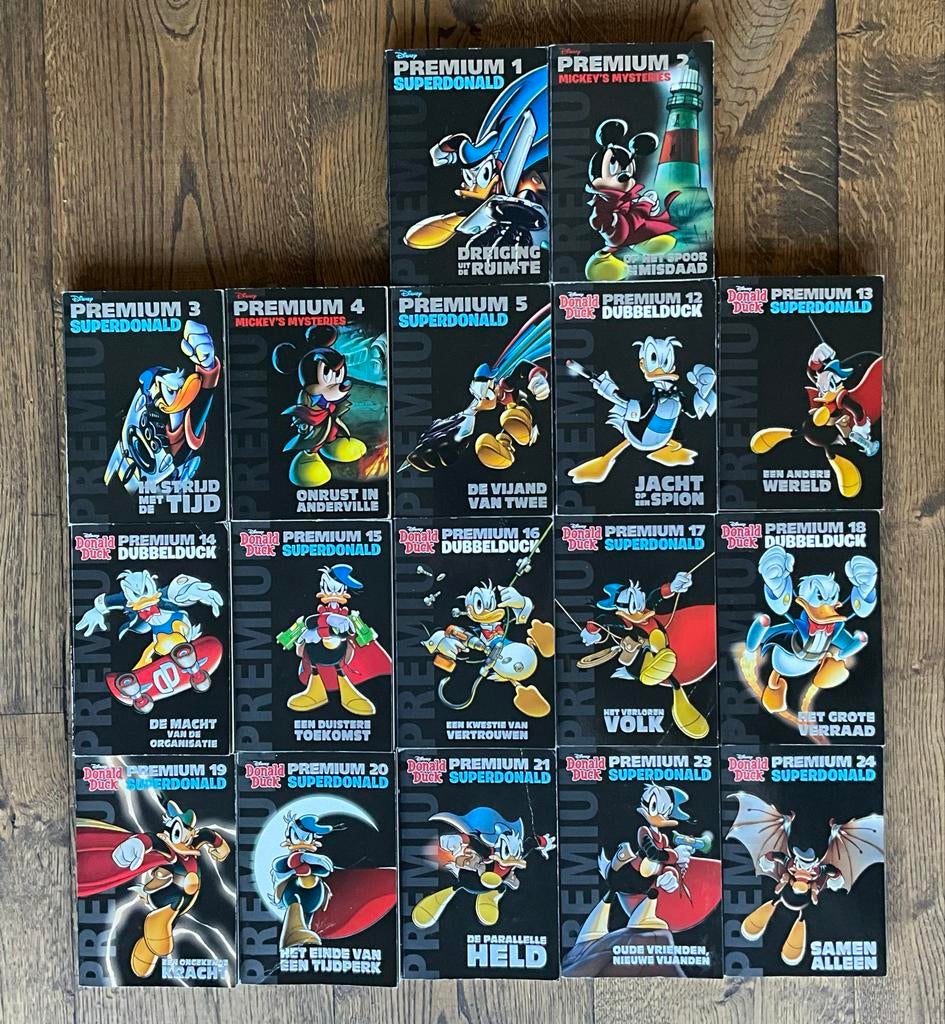 Donald Duck Premium collectie - € 5,- per boek, Meerdere stripboeken, Ophalen of Verzenden, Gelezen