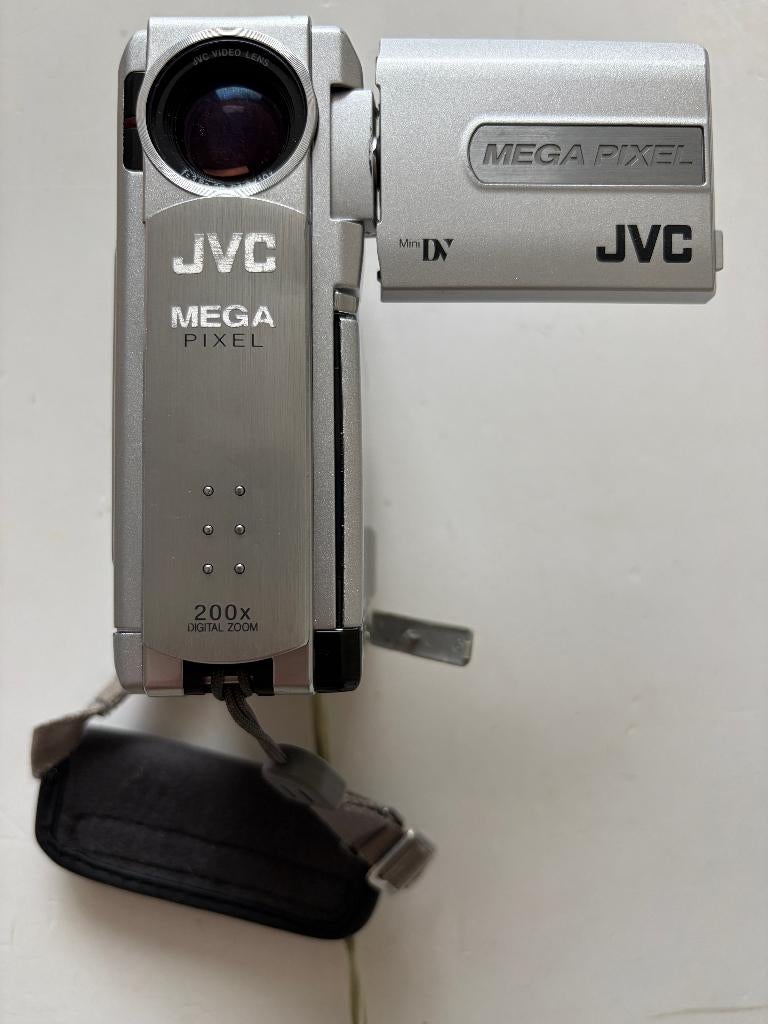 JVC Digitale videocamera GR-DVP5E, Audio, Tv en Foto, Videocamera's Digitaal, Mini dv, Gebruikt, 20x of meer, Ophalen of Verzenden