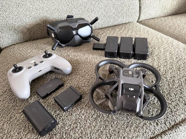DJI Avata FPV Drone 3accus, Audio, Tv en Foto, Drones, Zo goed als nieuw, Racedrone, Topkwaliteit, DJI, 250 tot 900 gram, 15 tot 30 minuten