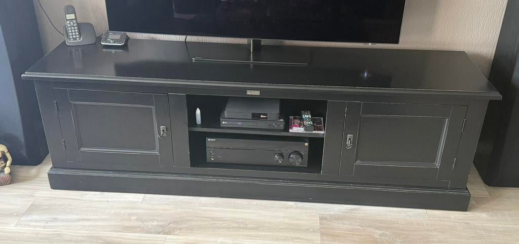 TV Meubel ,mooie kwaliteit, 160 breed, zwart, Ophalen, Overige materialen, Gebruikt, 150 tot 200 cm