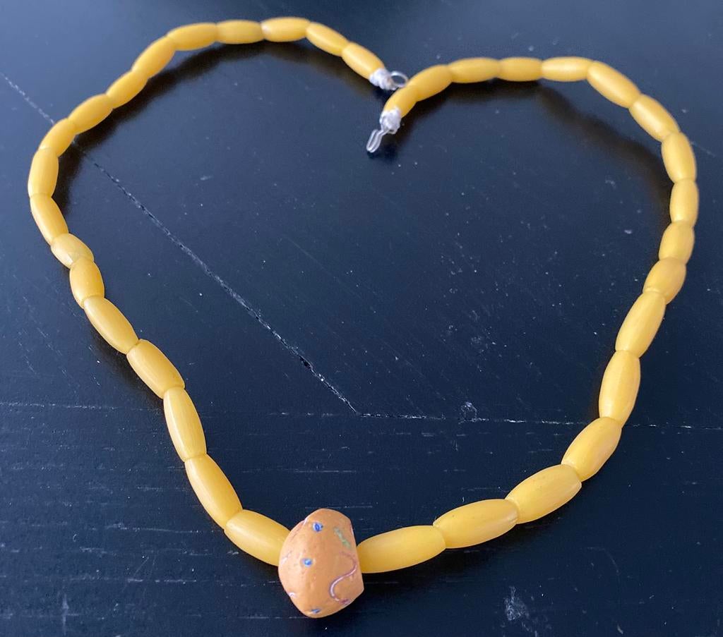 Vintage gele glazen kralenketting, Sieraden, Tassen en Uiterlijk, Kettingen, Ophalen of Verzenden, Zo goed als nieuw, Geel, Overige materialen