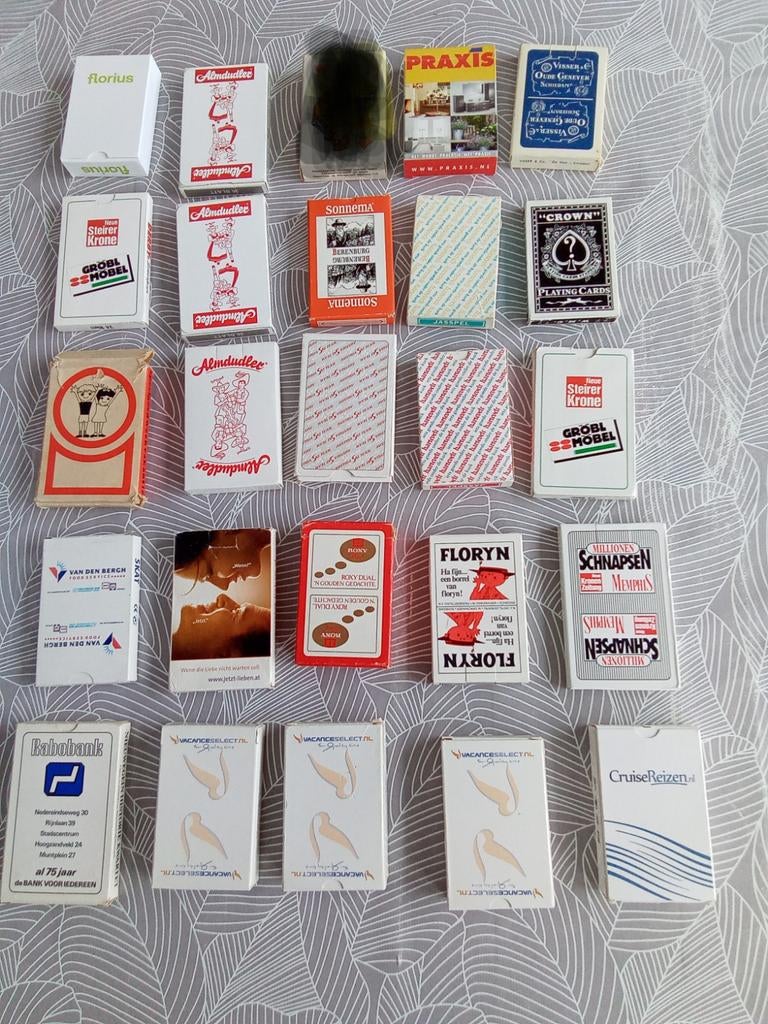 24 stokken speelkaarten reclame uitgaves, Verzamelen, Ophalen, Nieuw, Speelkaart(en)
