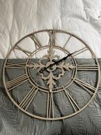 Riverdale Wandklok met Romeinse Cijfers - 70cm, Huis en Inrichting, Woonaccessoires | Klokken, Ophalen, Zo goed als nieuw, Analoog