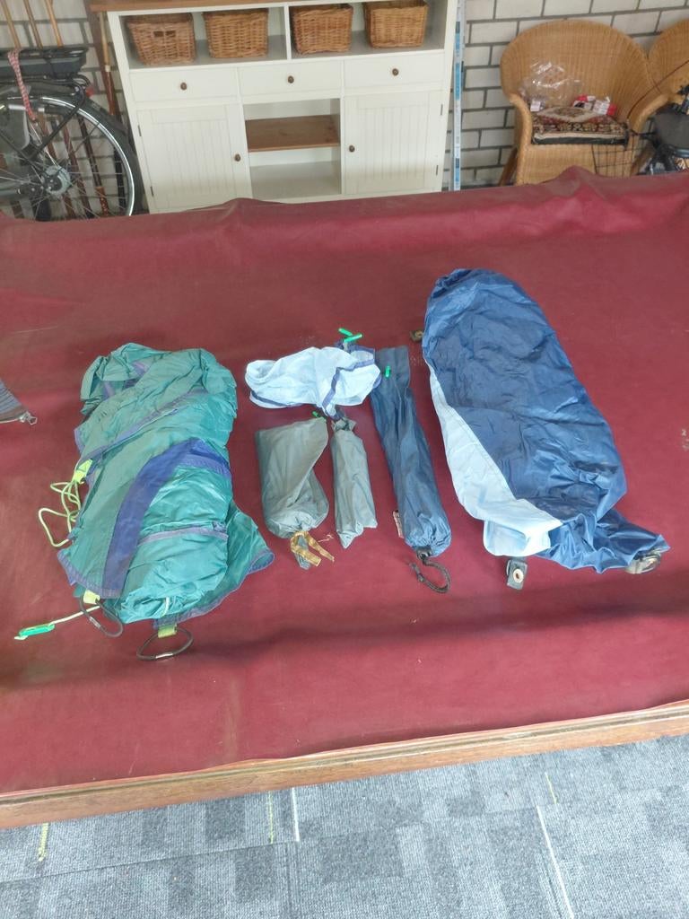 Coleman Nevada 2-persoons tent - Ideaal voor festivals!, Caravans en Kamperen, Tenten, tot en met 2, Zo goed als nieuw, Ophalen of Verzenden