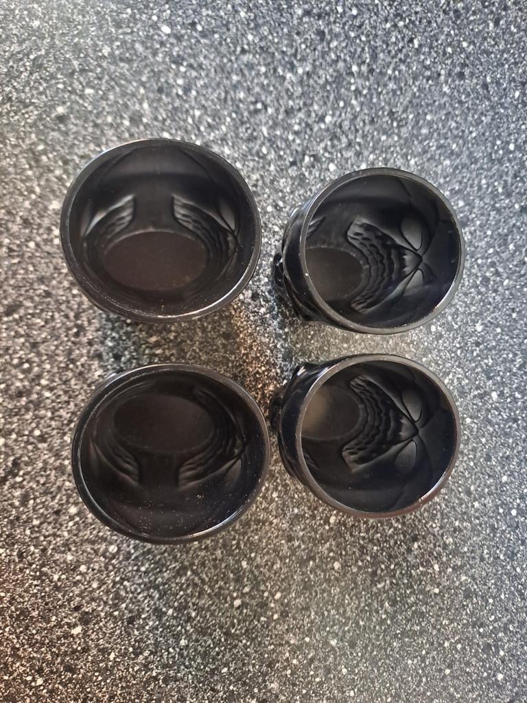 4 skull plastic shotglaasjes zwart., Verzamelen, Ophalen of Verzenden, Zo goed als nieuw, Borrel- of Shotglas, N.v.t
