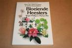 Bloeiende heesters. >1900 unieke kleurenfoto's., Ophalen of Verzenden, Gelezen, Bloemen, Planten en Bomen