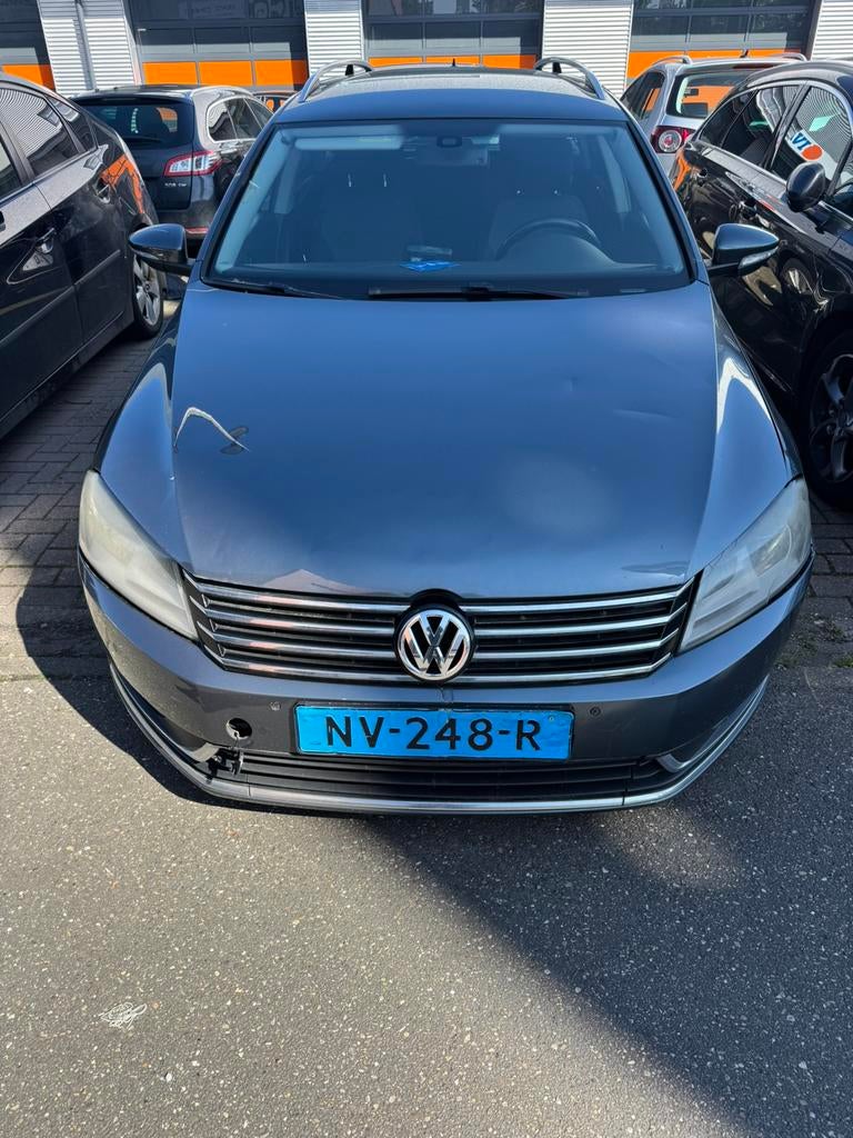 Volkswagen Passat 1.6 TDI 77KW BMT Variant DSG 2014 Blauw, Auto's, Volkswagen, 4 cilinders, Blauw, Stationwagon, Particulier
