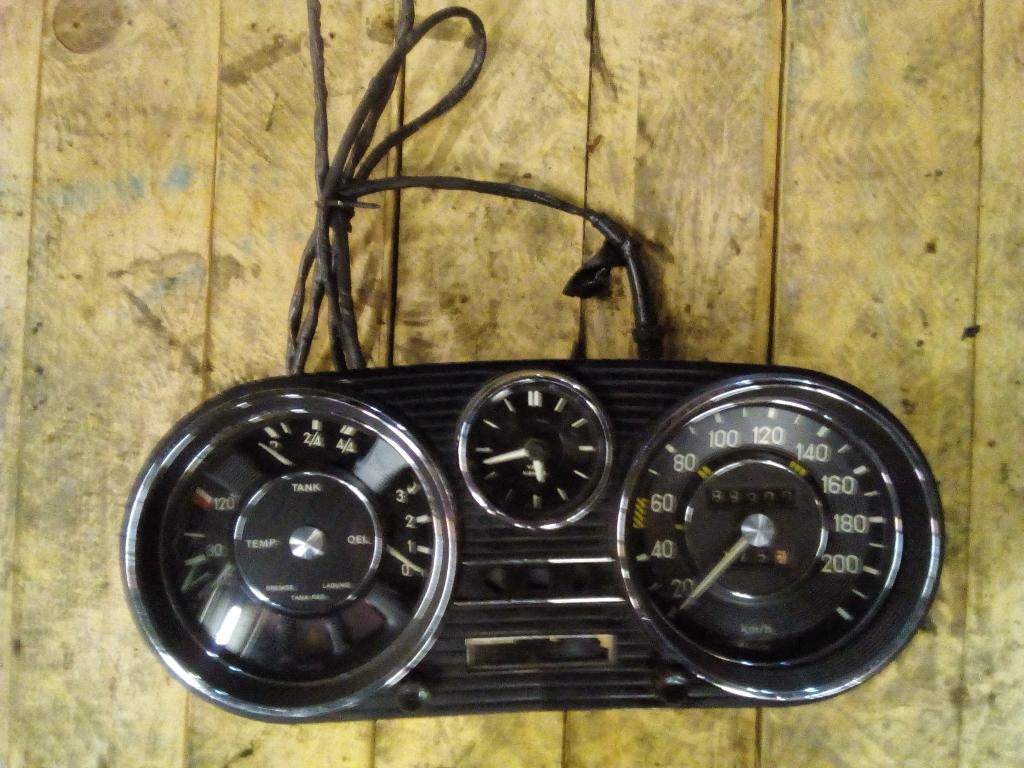 W114 W115 Mercedes dashboard units, Auto-onderdelen, Ophalen of Verzenden, Gebruikt, Mercedes-Benz